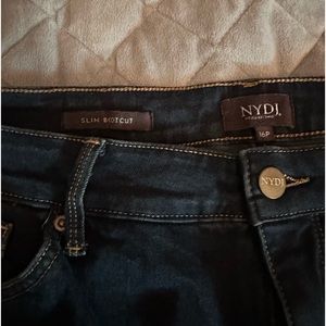 EUC! NYDJ Slim Bootcut Jeans Size 16P.